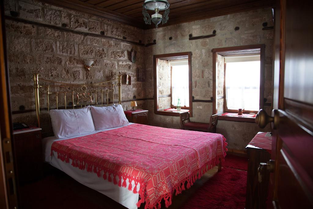 Hagiati Guesthouse Édessa Phòng bức ảnh